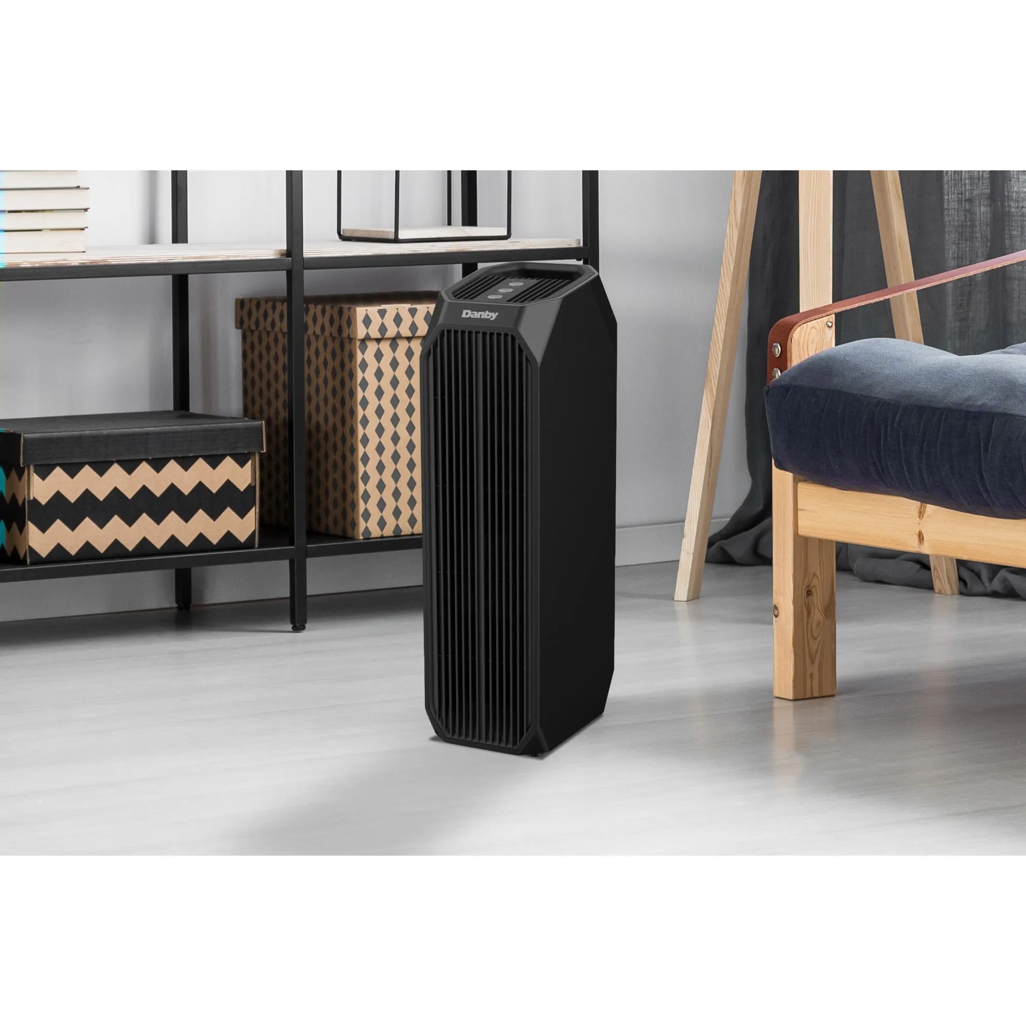 Danby Purificateur d'air jusqu'à 210 pieds carrés DAP143BAB-UV
